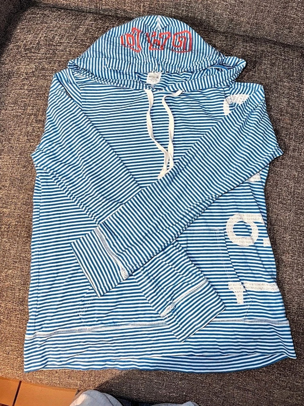 GAP Striped Hoodie in Blue & White Size Medium